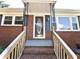 798 Coneross Creek Rd, Seneca, SC 29678