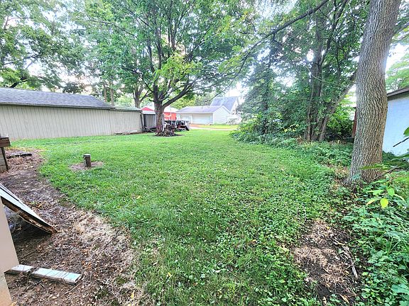 4th image of 125 S Lakeview Blvd