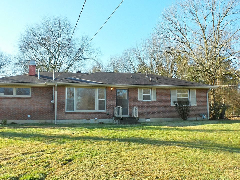 1st image of 334 Ewing Dr