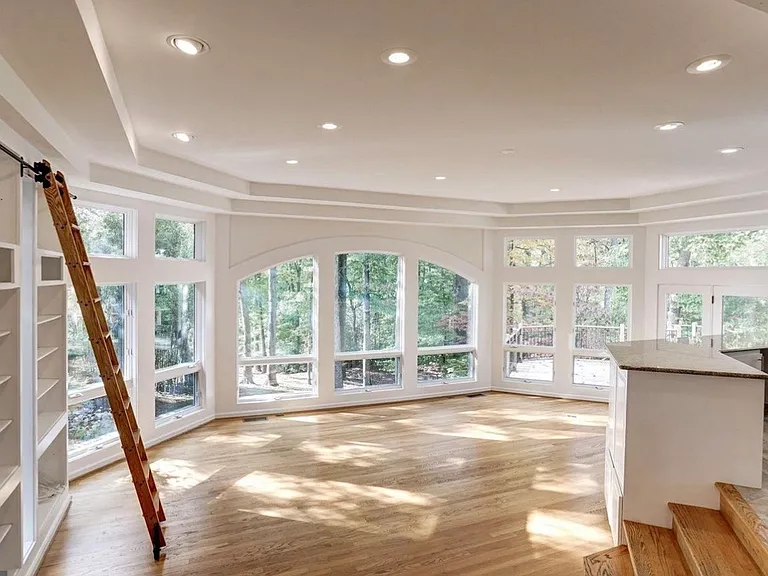 1408 Layman St — Photo 2