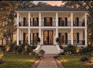 100 Fawn Ln, Madison, MS 39110