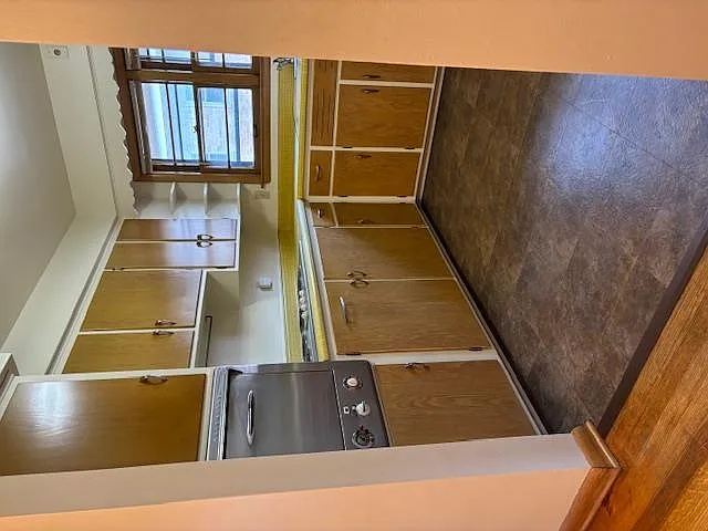 921 Haywood Dr — Photo 14