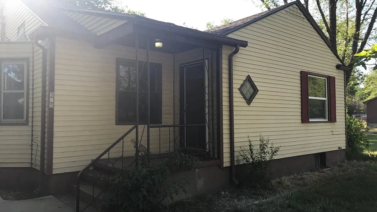4 bed, 2262 sqft, $2,450 — Photo 1
