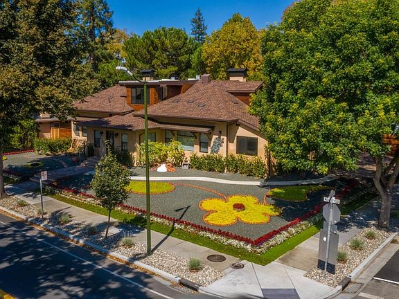 5th image of 251 Middlefield Rd