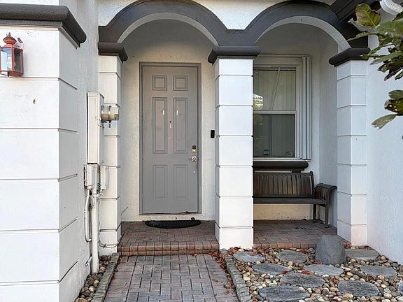 3rd image of 7848 NW 114th Path