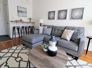 32 Winchester St APT 8, Brookline, MA 02446