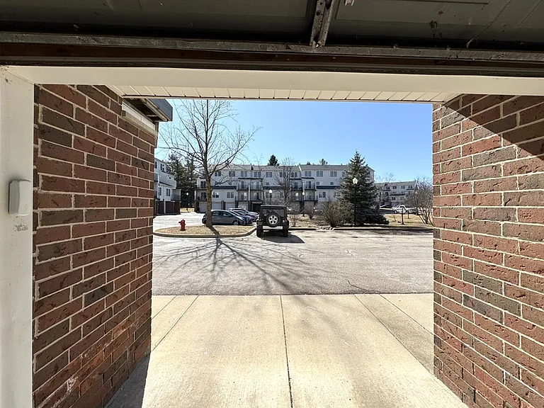 1860 Lindsay Lane Entry #ANN — Photo 25