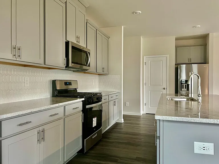 4249 Tin Hare Ln — Photo 4