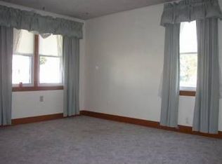6 S George St, Mechanicsburg, PA