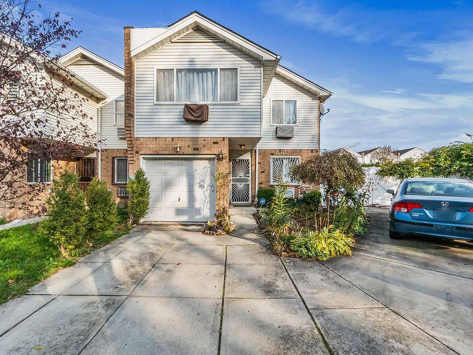 1st image of 300 Olmstead Ave