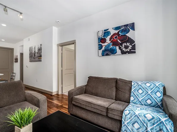 1125 Pierce St #Id1359162p, Houston, TX 77002