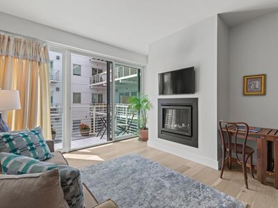 383 Commercial Street #405, Portland, ME, 04101