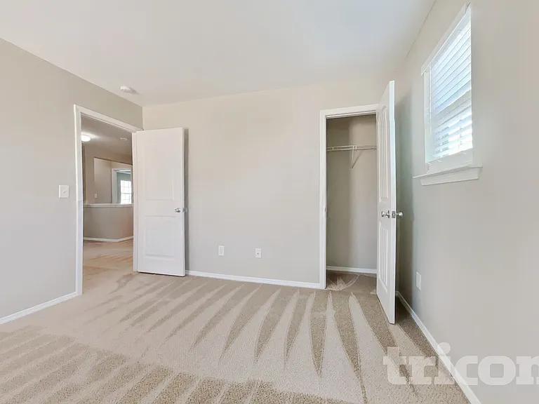 514 Kerriann Ln — Photo 13