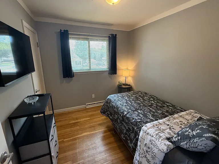 Bedroom 3 (twin bed)--view 2