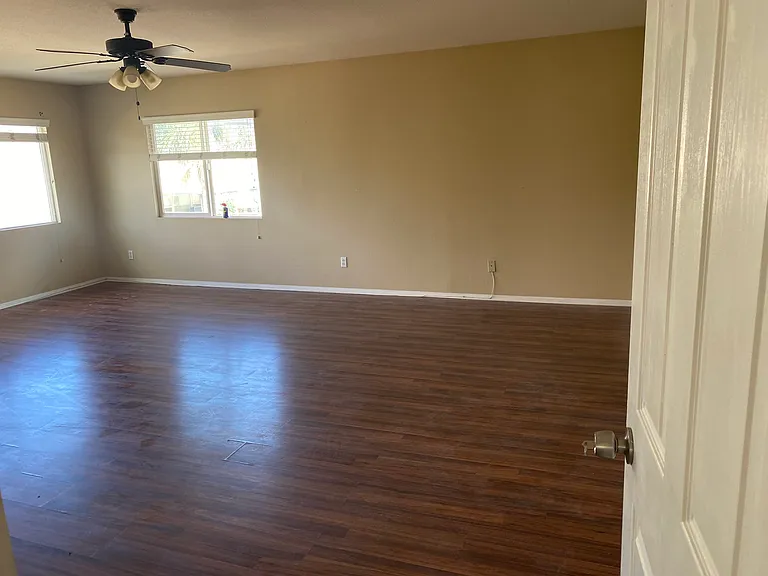 14684 Tilden Ln — Photo 5