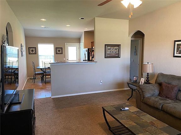 4th image of 8424 SW 48th St