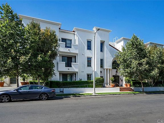 5th image of 10639 Woodbridge St Unit 205