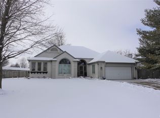 1818 Maple Ave, Galesburg, IL 61401