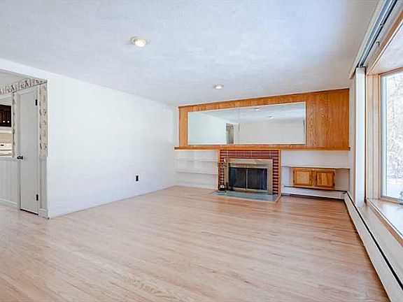 Den/Family/Great Room.