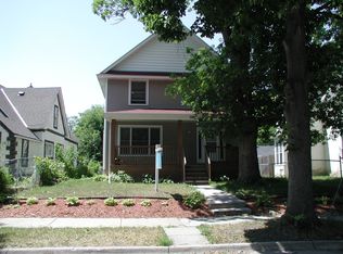1617 Hillside Ave N, Minneapolis, MN 55411