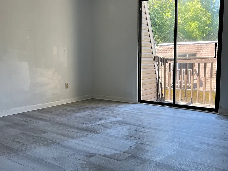 279 Summerwalk Cir — Photo 12