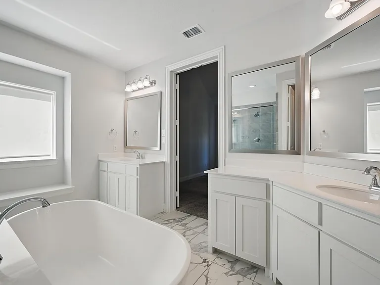 3010 Barefoot Ln — Photo 17
