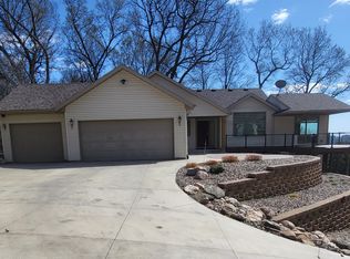 1650 Teton Ct NE, Rochester, MN 55906