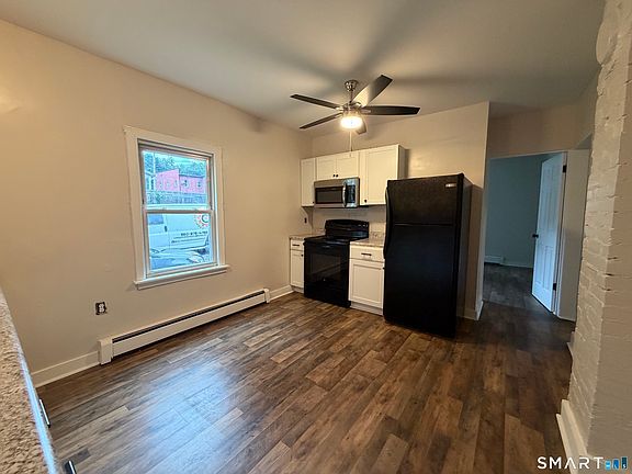 5th image of 108 Maple Street