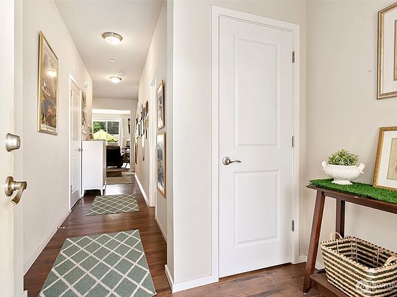 3rd image of 21525 104th Street Ct E