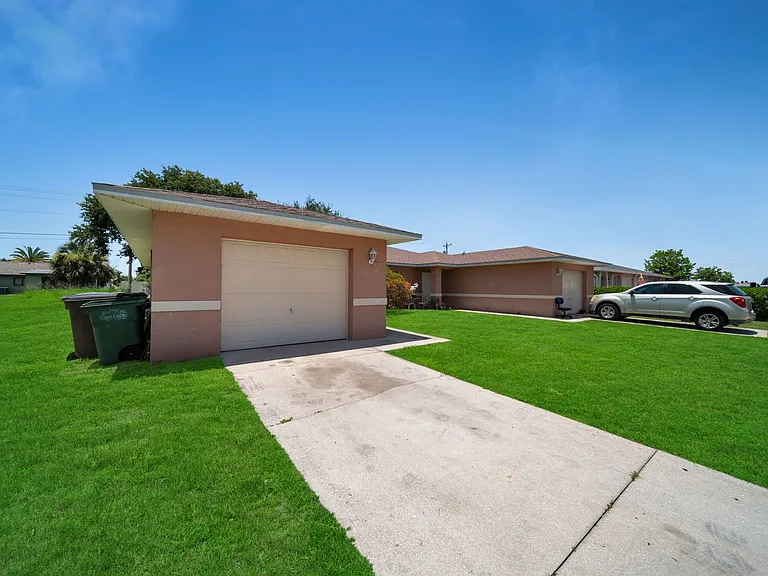 3738 Santa Barbara Blvd — Photo 18