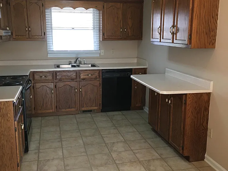 120 Pattiwood Dr — Photo 4