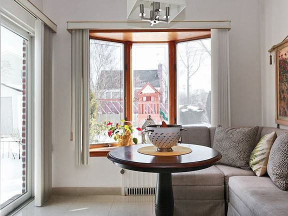 3rd image of 56 Winthrop St