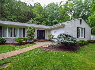 7089 Crown Rd, Roanoke, VA 24018