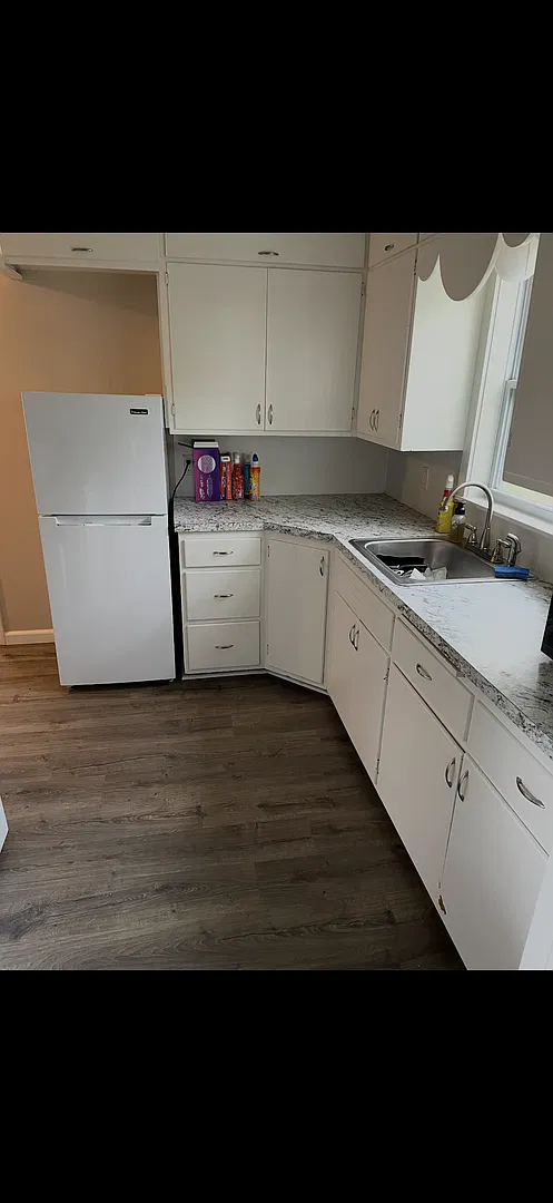 Cozy, Updated & ready for You: Charming Corner-Lot — Photo 4