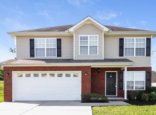 404 Glenmore Ct, La Vergne, TN 37086