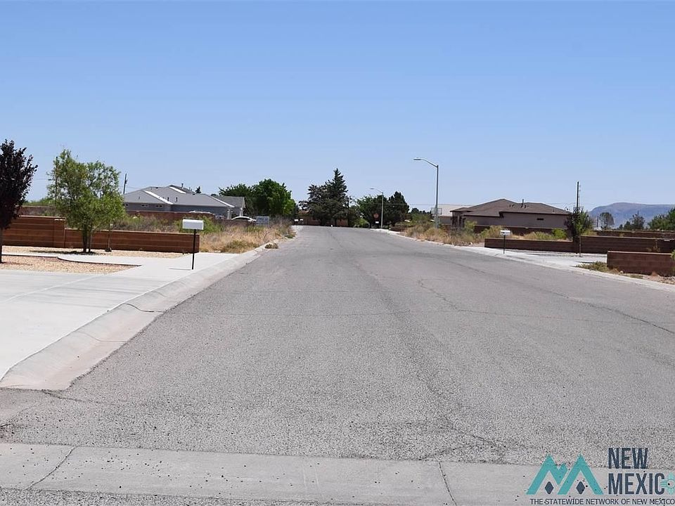 1st image of Los Luna Dr Lot 3