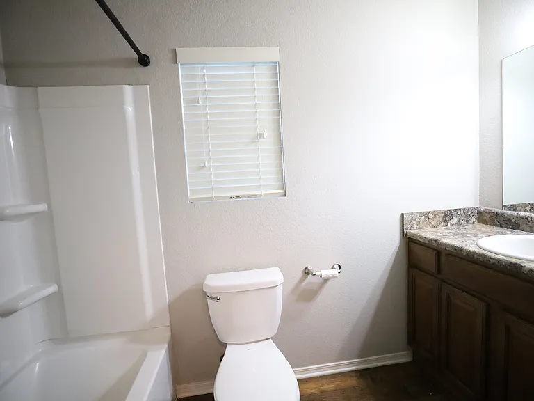 3809 Remington Dr — Photo 6