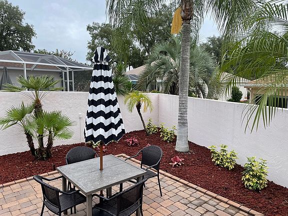 3rd image of 423 Cambio Ct