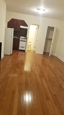 Rented by United Realty Equities | media 26