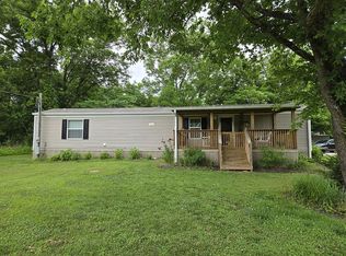 842 Clifft Rd, Bolivar, TN 38008