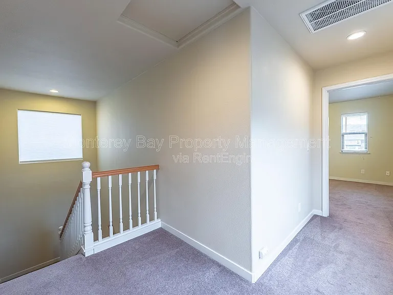 594 Lopez Ave — Photo 20