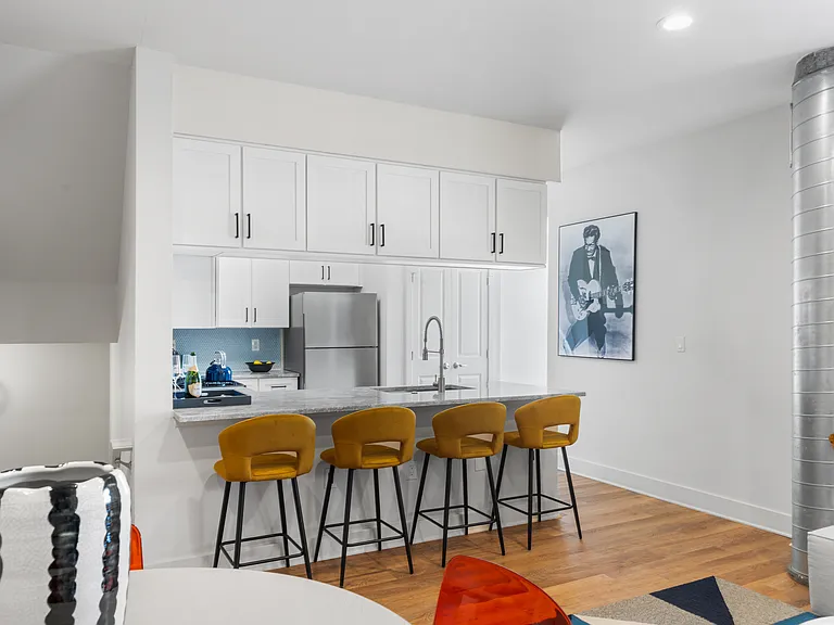 Apex Manayunk — Photo 30