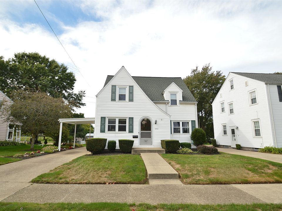 1st image of 2928 Post Ave