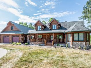 3176 Ashworth Rd, Waukee, IA 50263