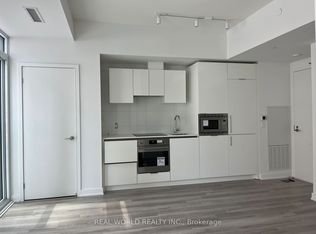 121 Saint Patrick St #1318, Toronto, ON M5T 0B8
