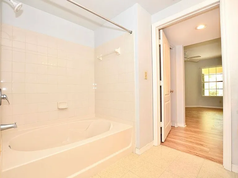 114 SW Peacock Blvd #8105 — Photo 24