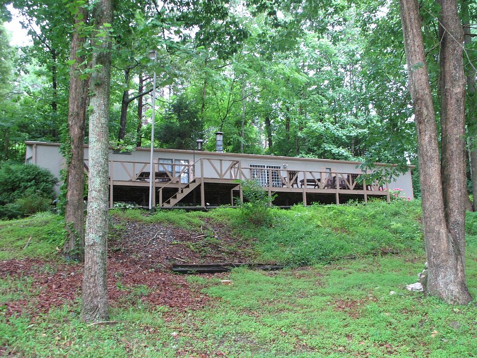 2nd image of 4 Oak Ridge Rd