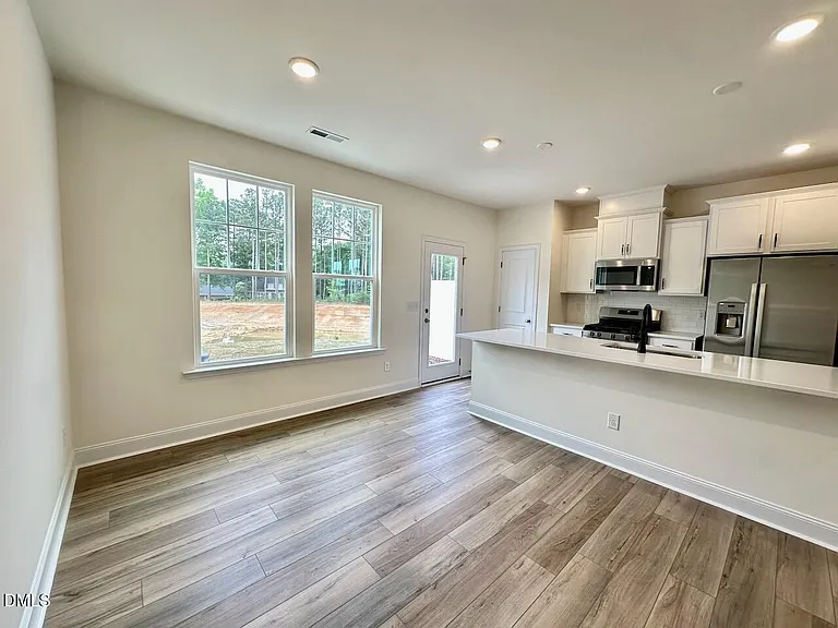 951 Kensley Grove Ln — Photo 13