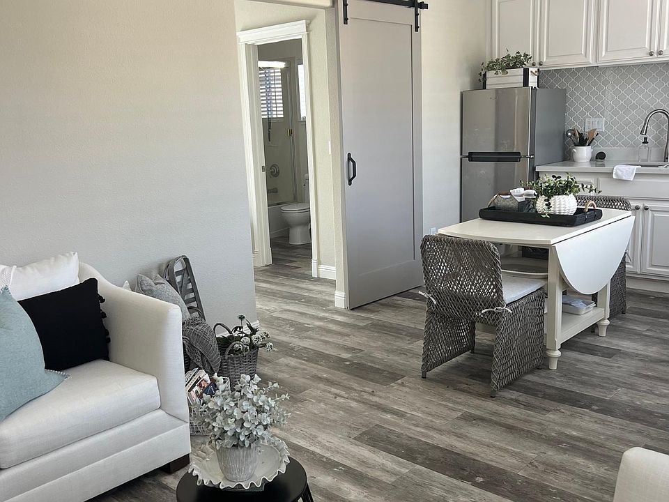 Entrance to bedroom off Kitchen