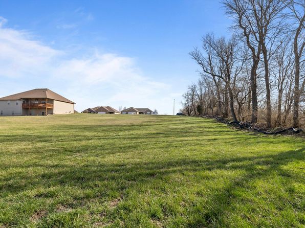 3467 W Hestand Street, Springfield, MO 65803